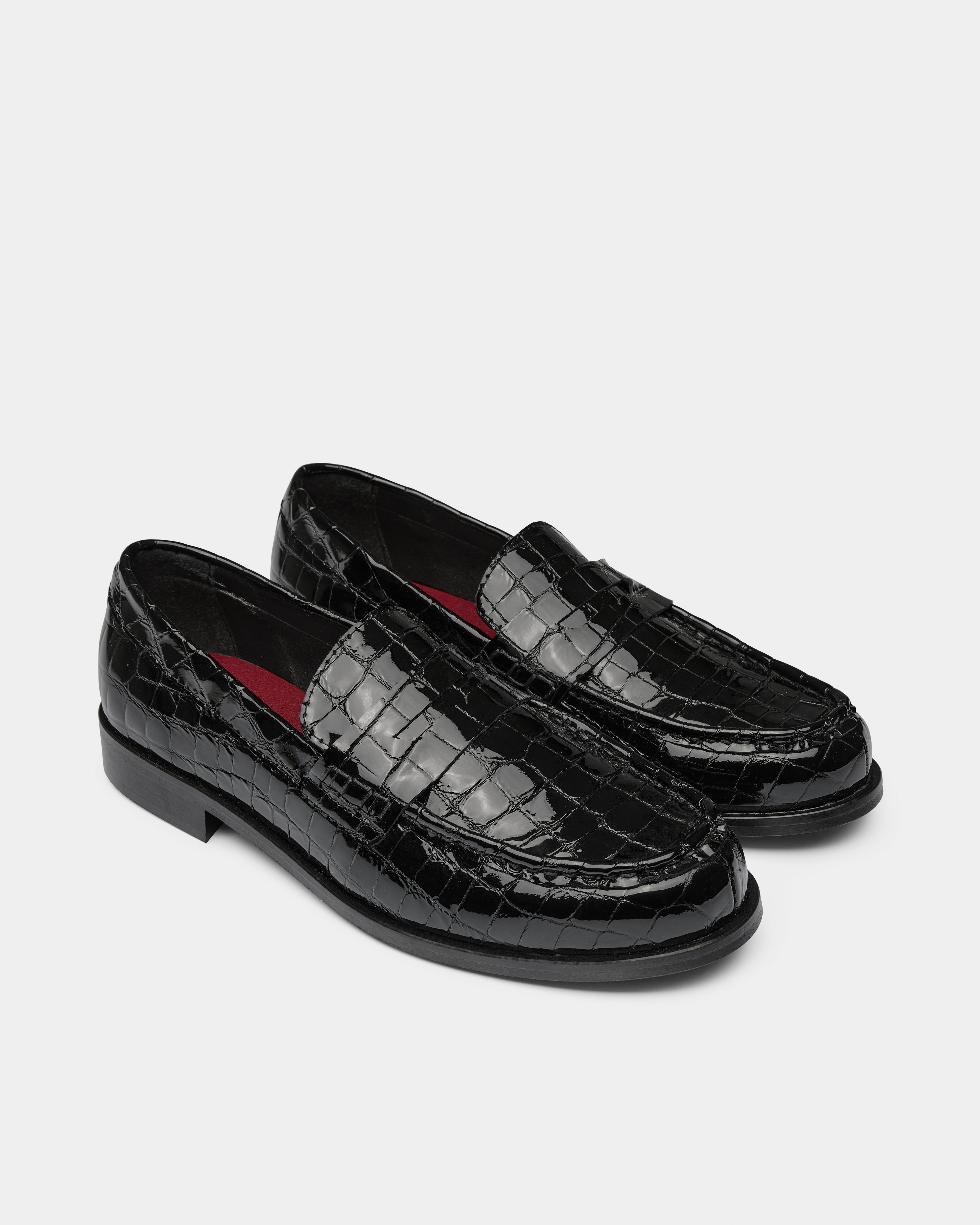 Savio Crocodile Patent Loafer 'Black